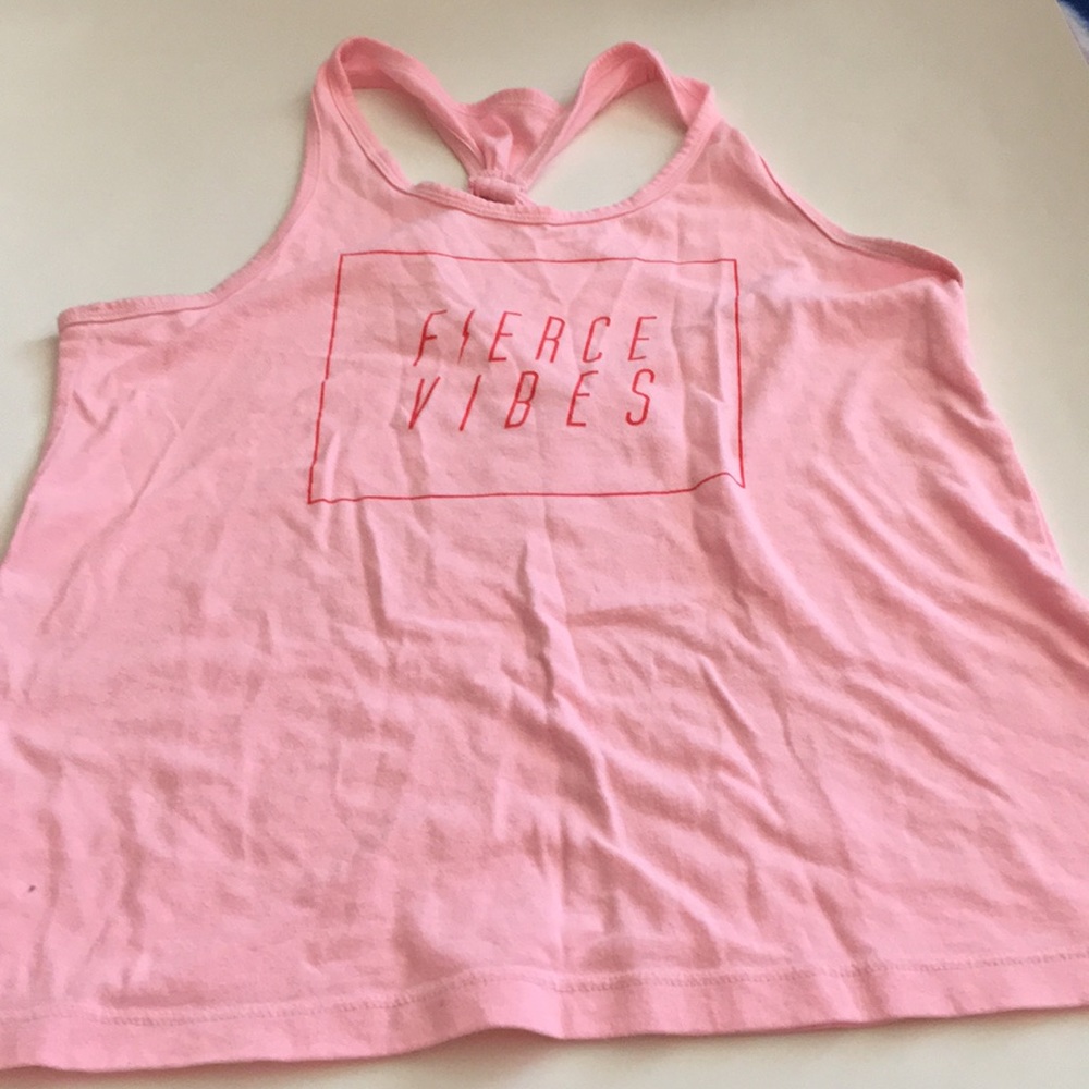 This is a small/medium shirt